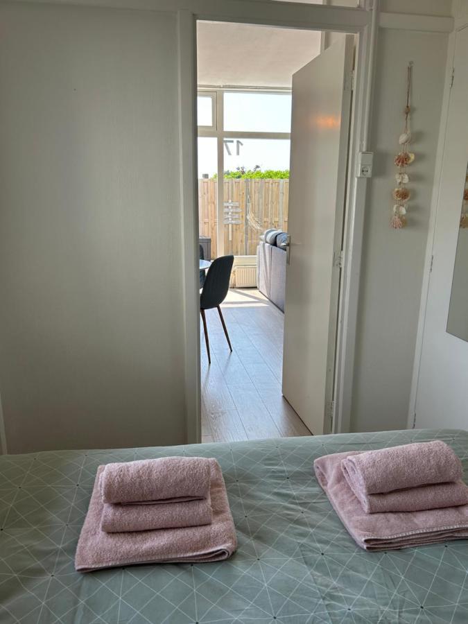 Amsterdam Beach Apartment 17, Incl Parking + Garden Zandvoort Eksteriør bilde